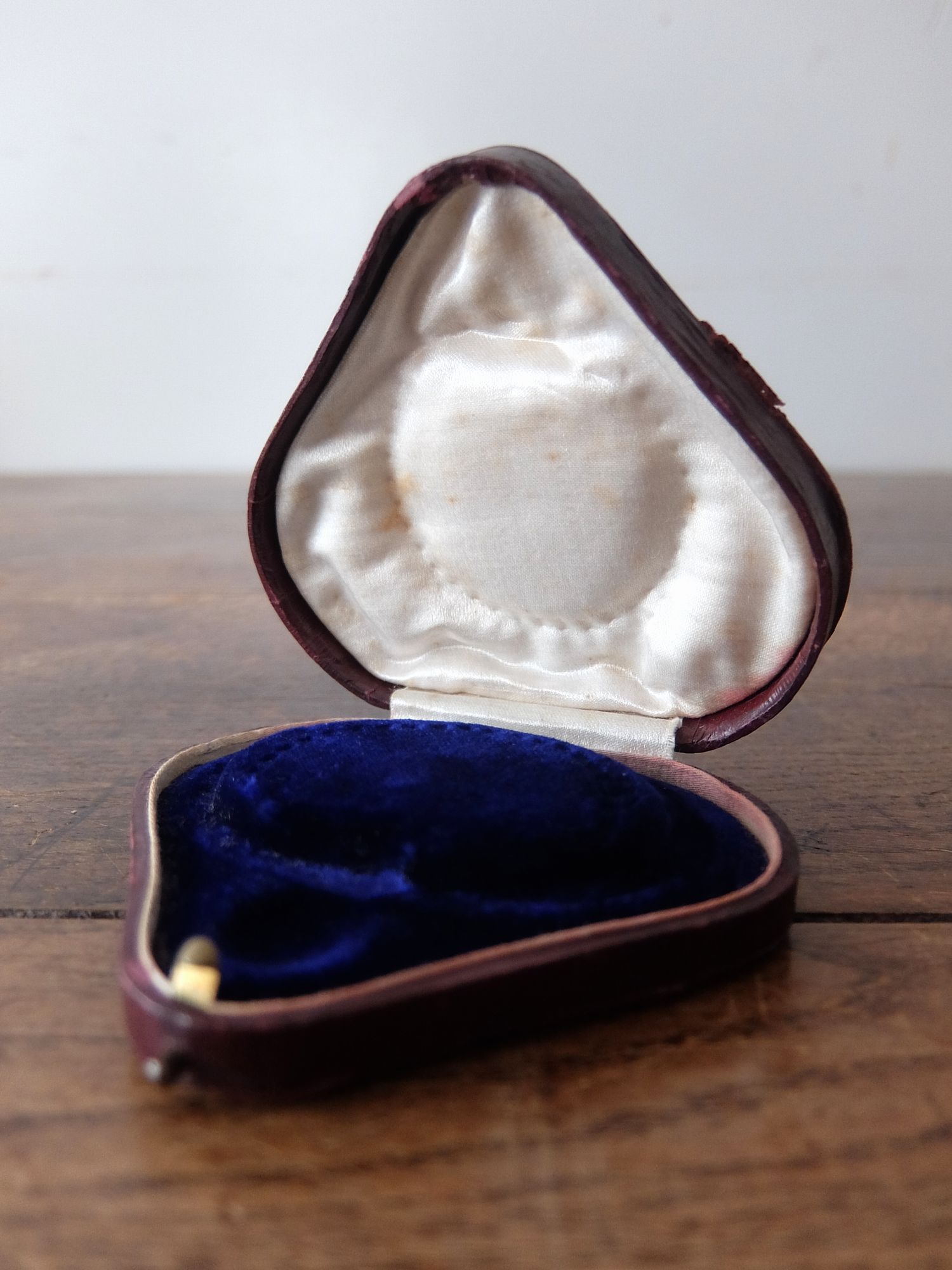 Antique Jewelry Box (B0125-12)