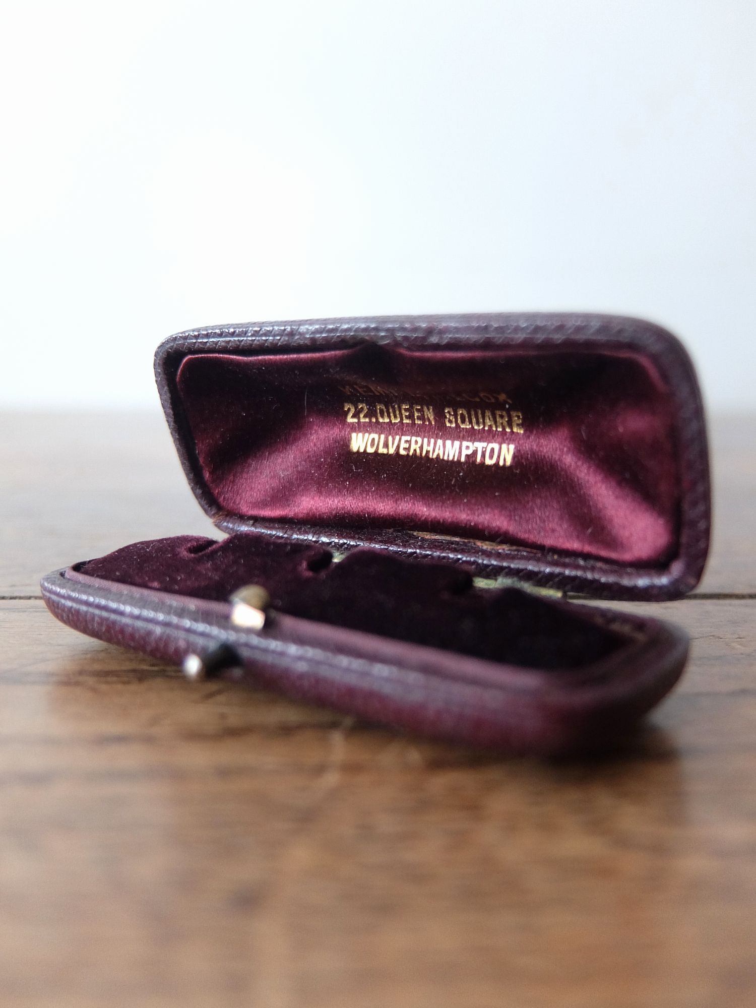 Antique Jewelry Box (B0126-03)