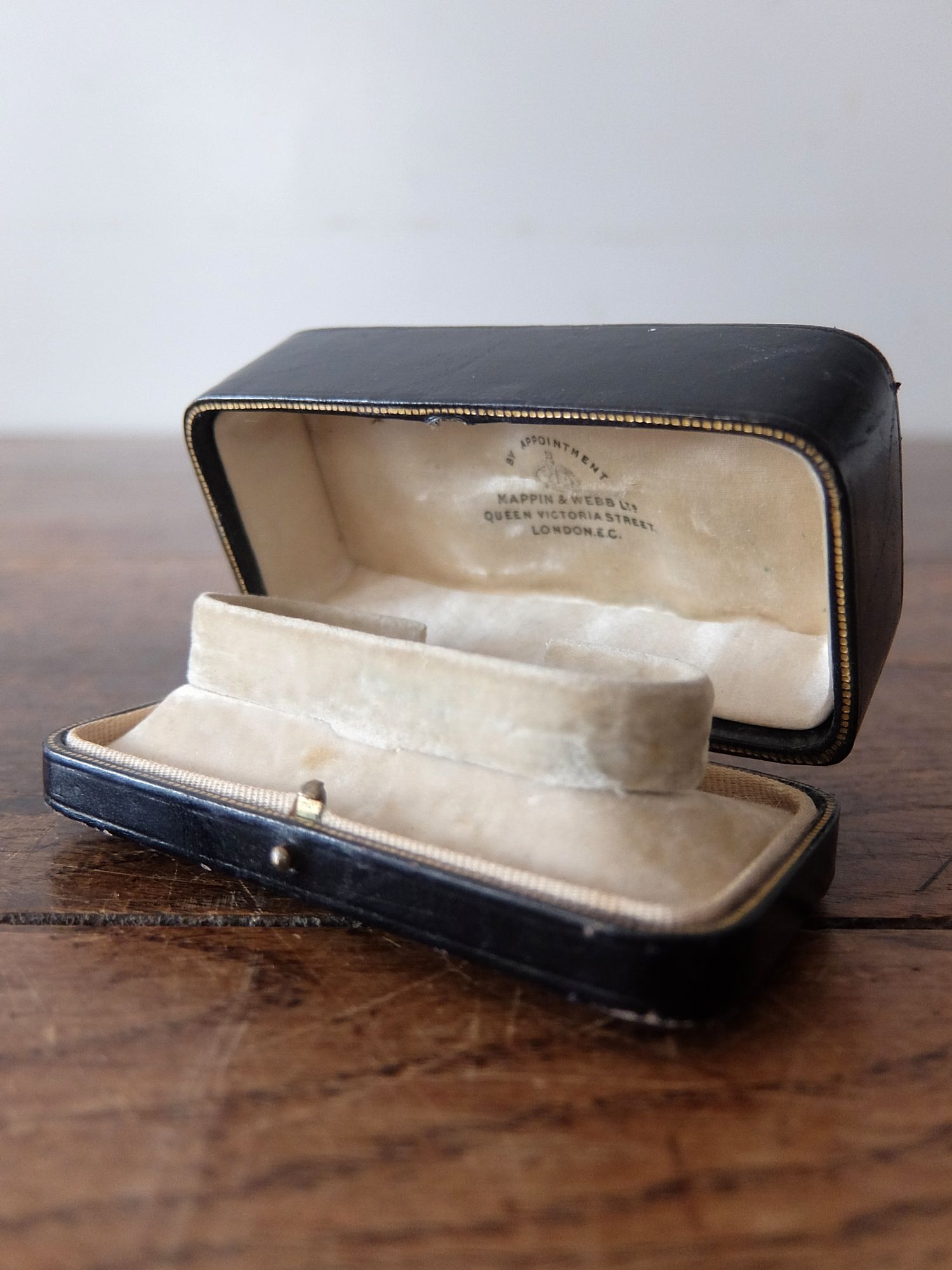 Antique Jewelry Box (B0125-17)