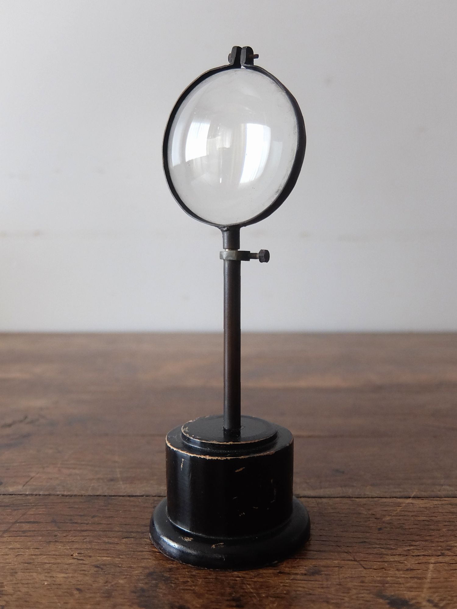 Adjustable Magnifying Glass (A0126)