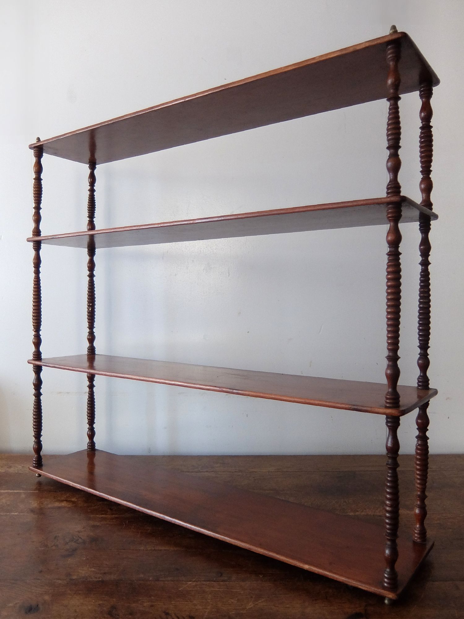 French Wall Shelf (B0724)