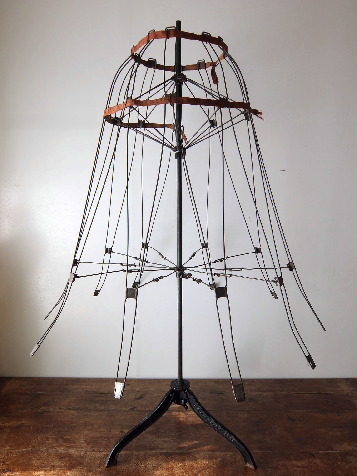 Skirt Wire Dress Form (A0216)