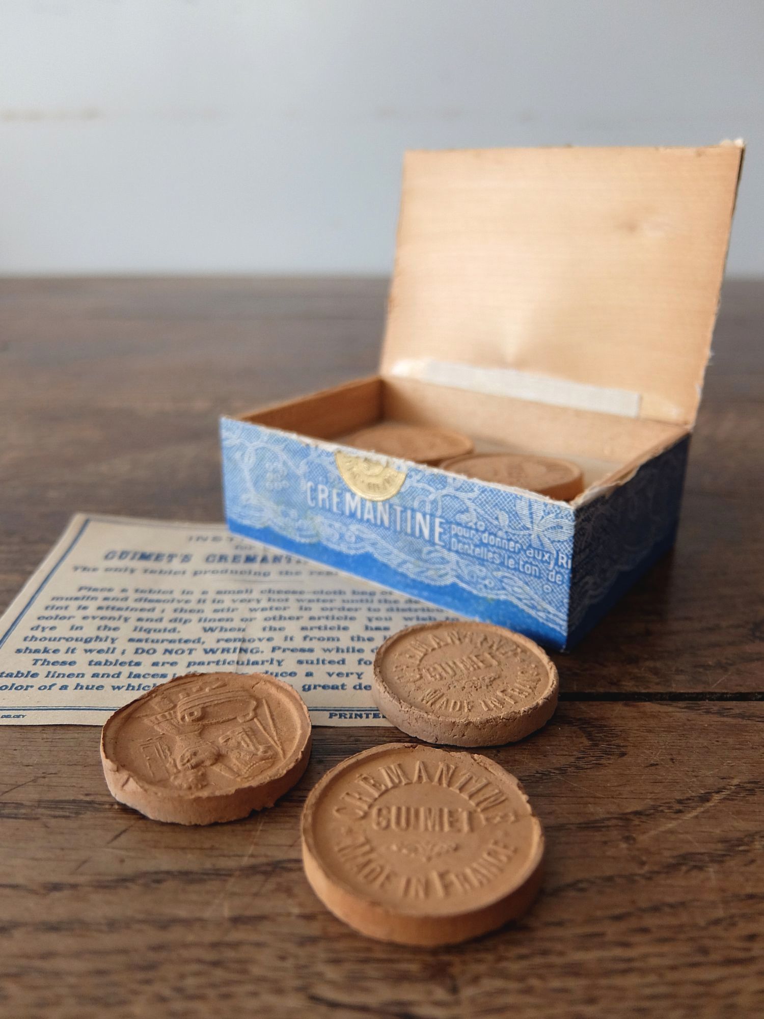 Dye Tablets with Box (A1220)