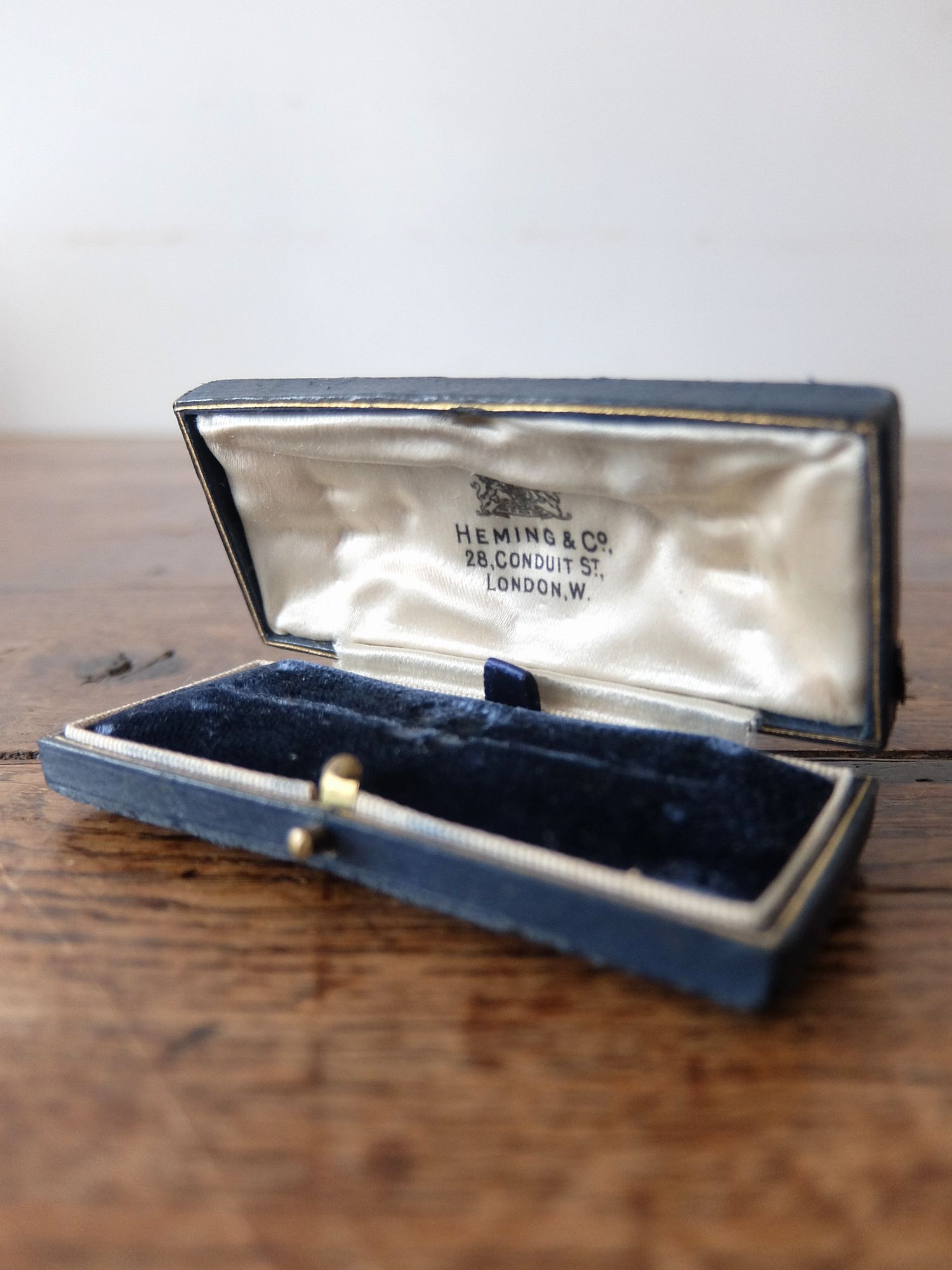 Antique Jewelry Box (A0225-05)