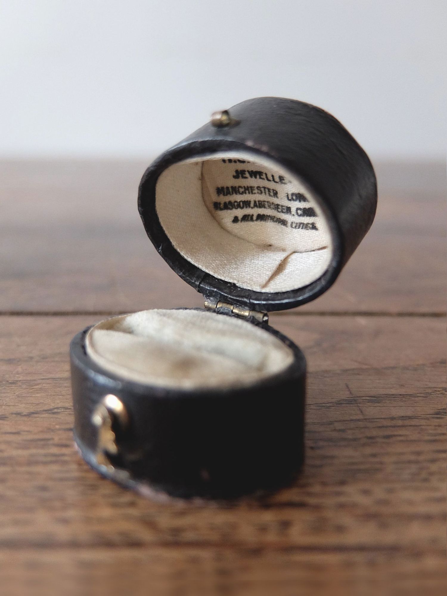Antique Jewelry Box (A1220-01)