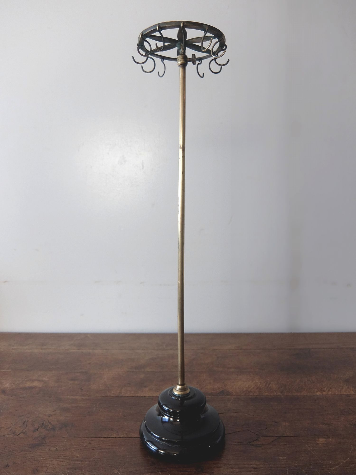 Jewelry Stand (A1122)