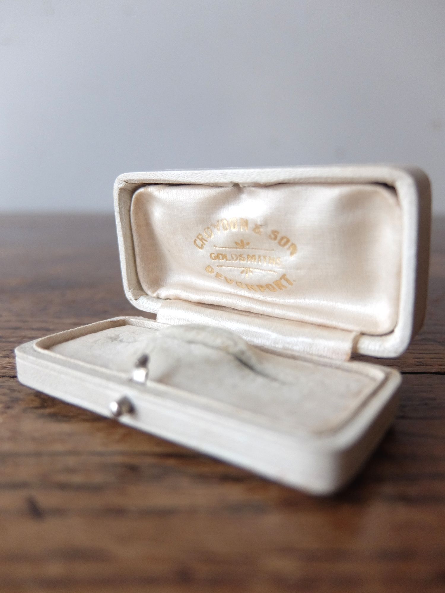 Antique Jewelry Box (B0719-04)