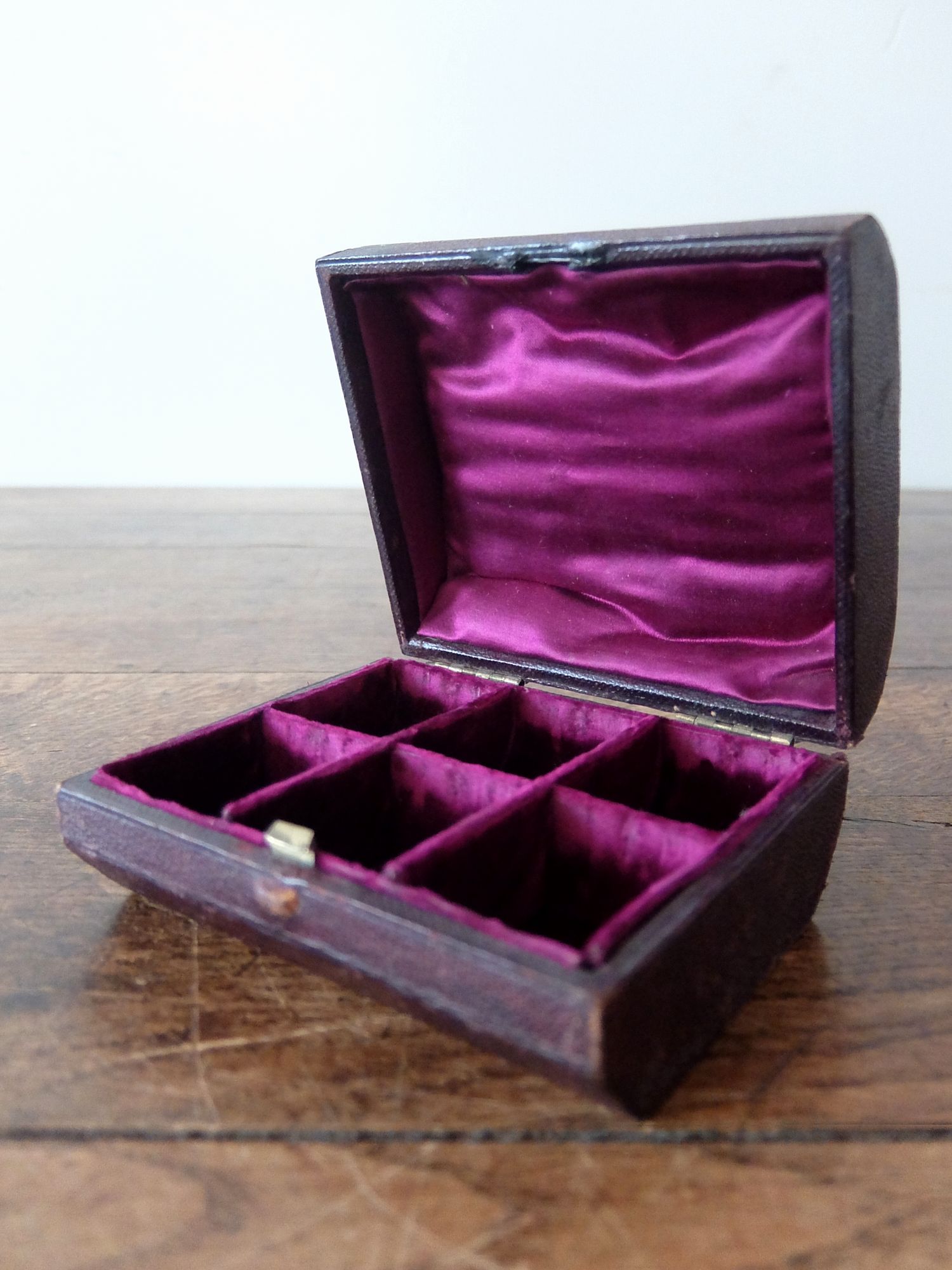 Antique Jewelry Box (B0123)
