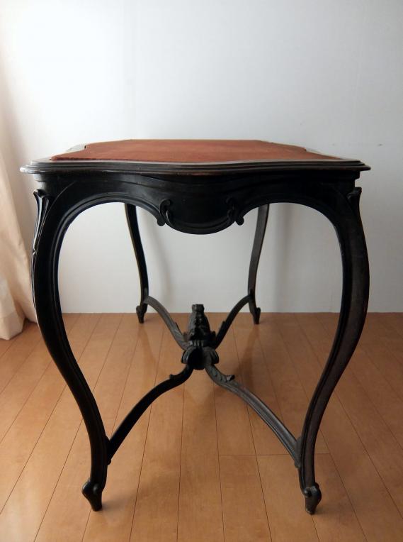 French Table (A0515)