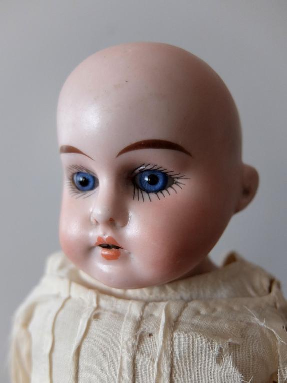 Antique Doll (A0122)