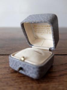 Antique Jewelry Box (B0121-04)