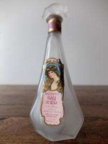 Perfume Bottle (G0117)