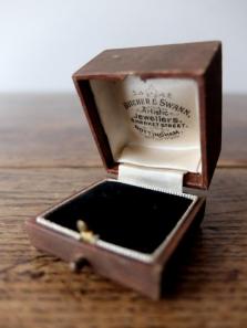 Antique Jewelry Box (A0118-02)