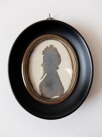Frame with Silhouette Portrait　(A0122-02)