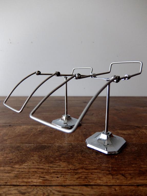 Pair of Shoe Stands (A0117)