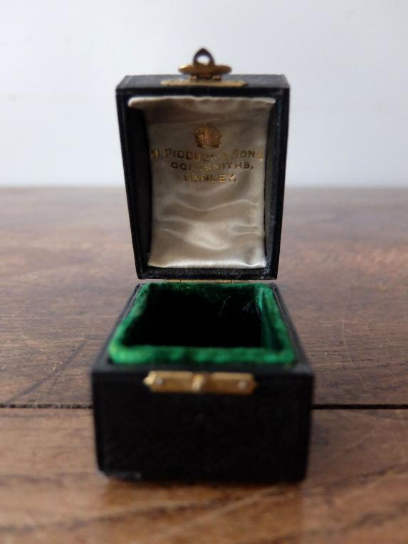 Antique Jewelry Box (C0223-02)