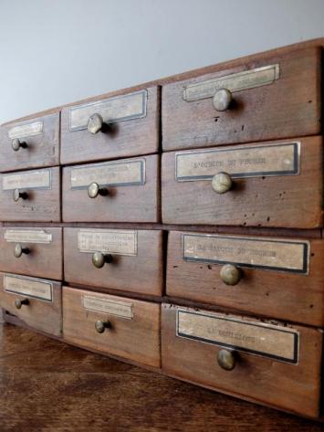 Small Drawers (A0519)