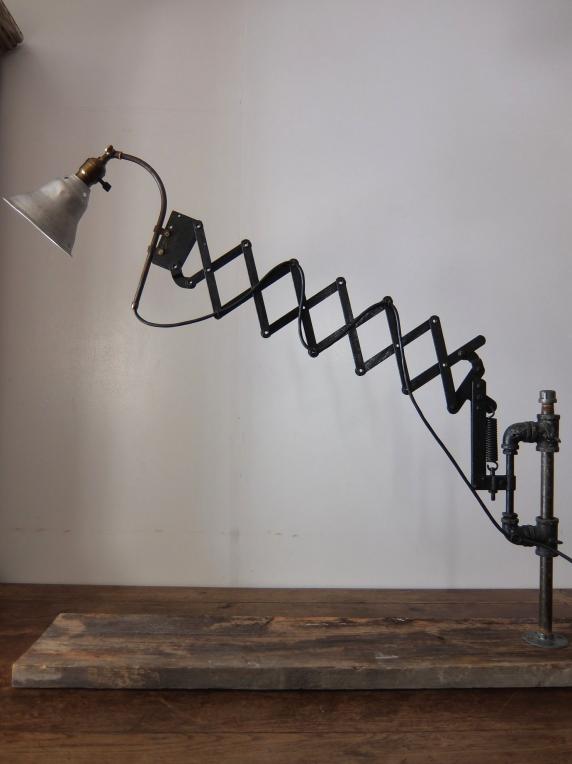 Scissor Lamp (A1114)