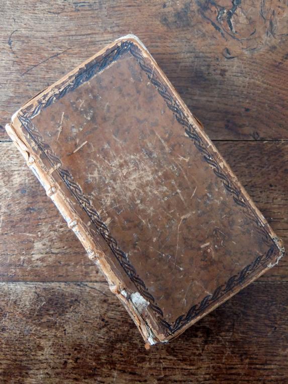 Antique Book Safe Box (B0318)