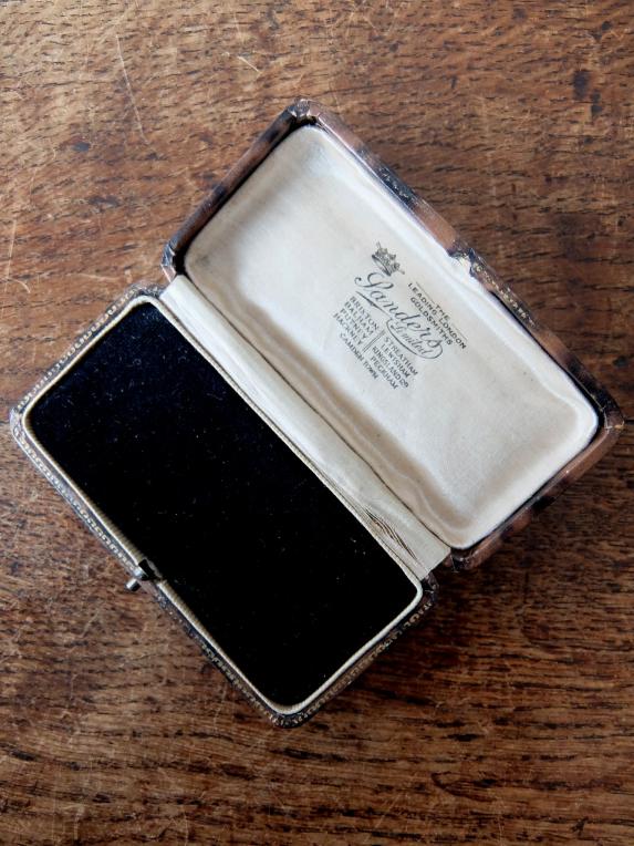 Antique Jewelry Box (C0219-04)
