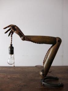 Mannequin's Desk Lamp (A0215)