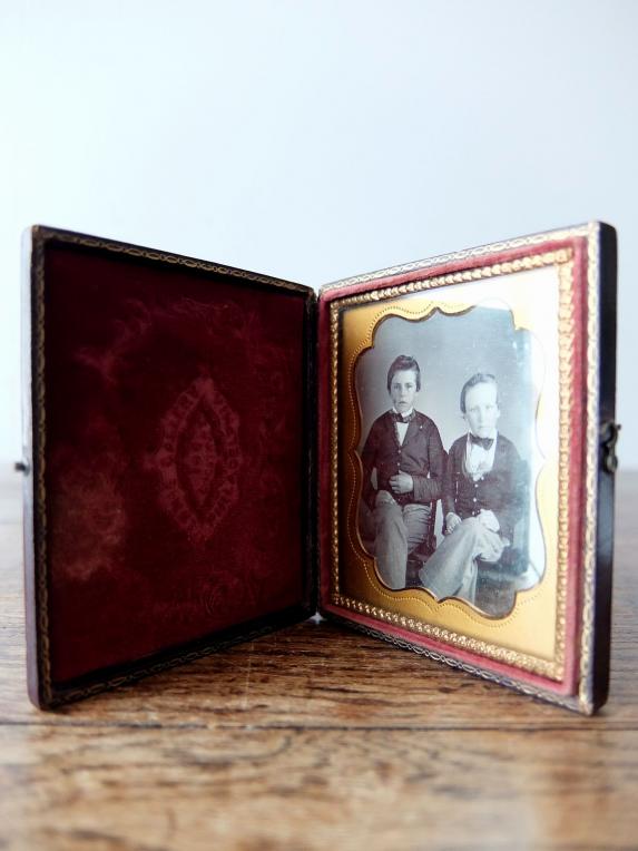 Ambrotype Picture with Case (A0418)