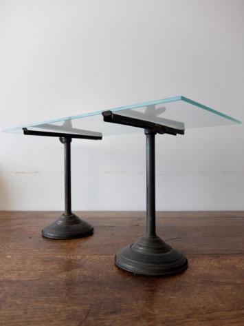 Display Stand with Glass (A0620)