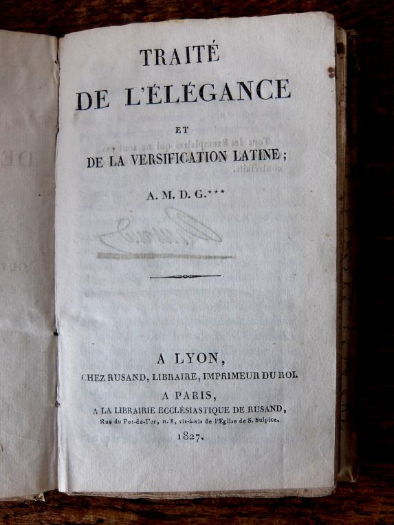 Antique Book (F0318)