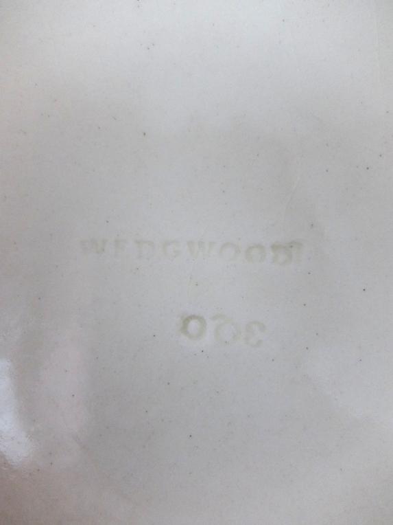 Wedgwood Relief Plate (A0417)