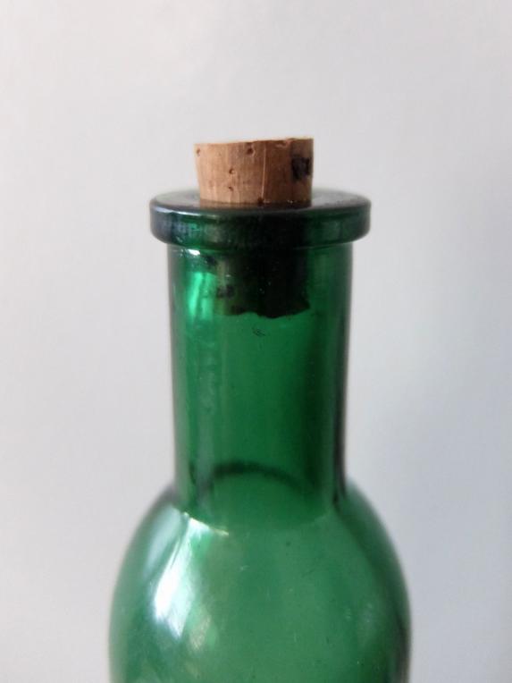Perfume Bottle (A0423-01)