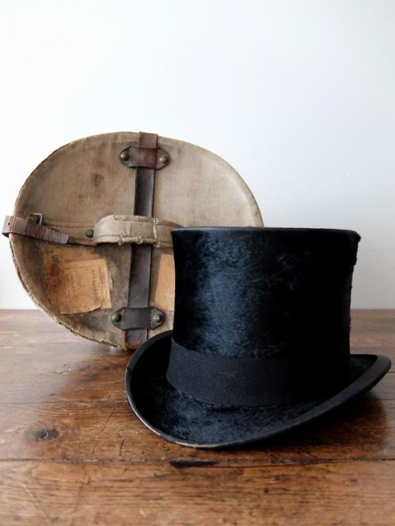 Silk Hat with Box (A0522)