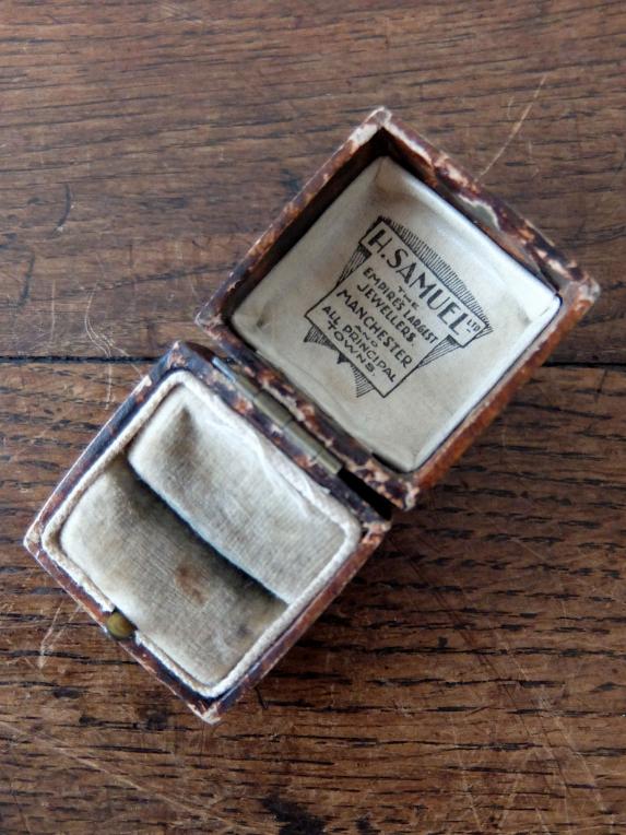 Antique Jewelry Box (A0521-03)