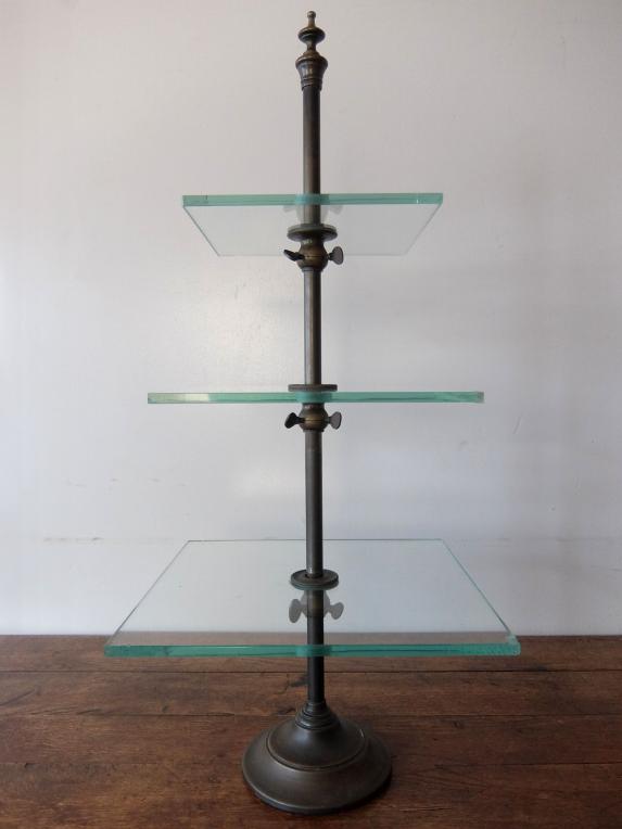 Display Stand with Glass (A0822)