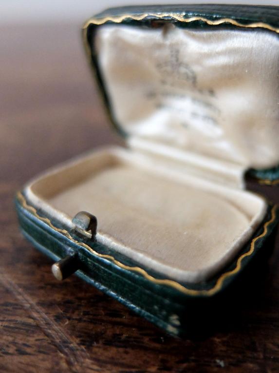 Antique Jewelry Box (A0520-03)