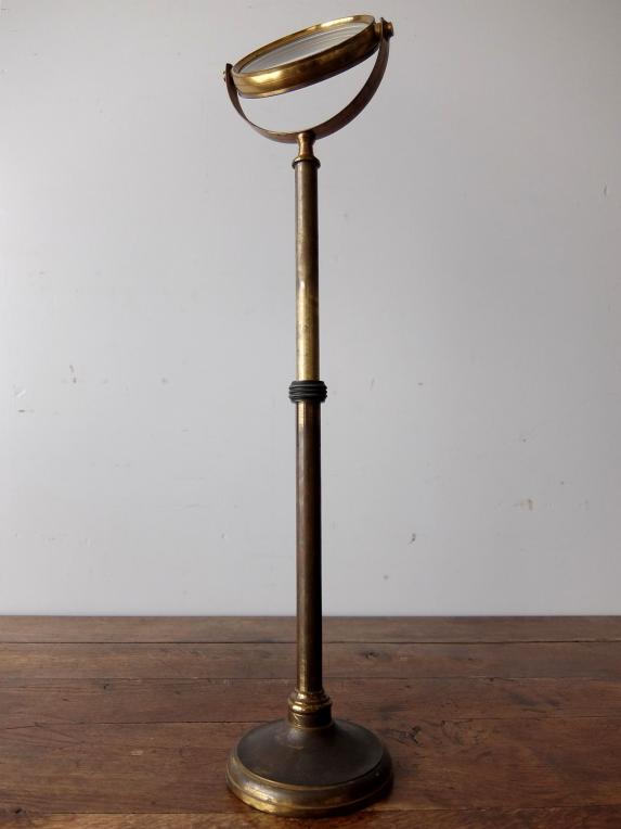 Magnifying Glass Stand (A0419)