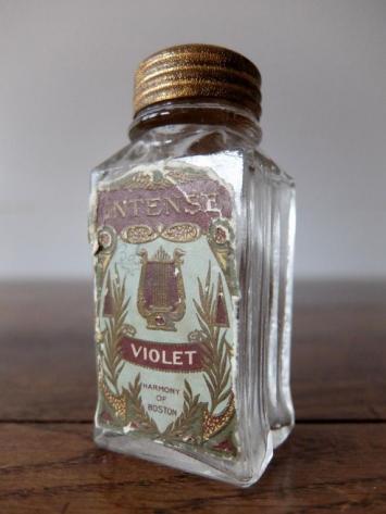 Perfume Bottle (A0521-03)