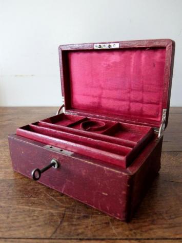 Antique Jewelry Case (A0520)