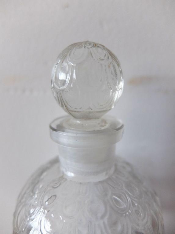 Perfume Bottle (D0520)