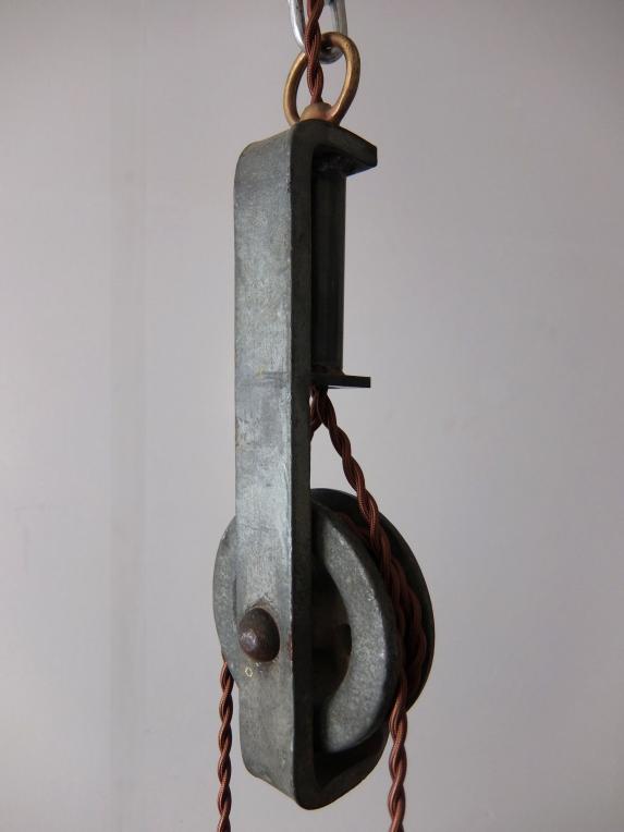 Pulley Lamp (A0615)