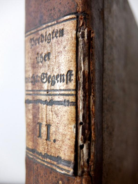 Antique Book (B0515)