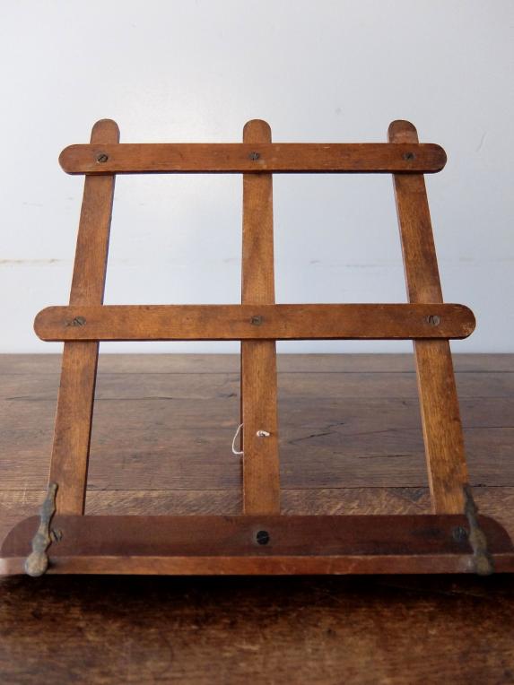 Wooden Book Stand (A0620)