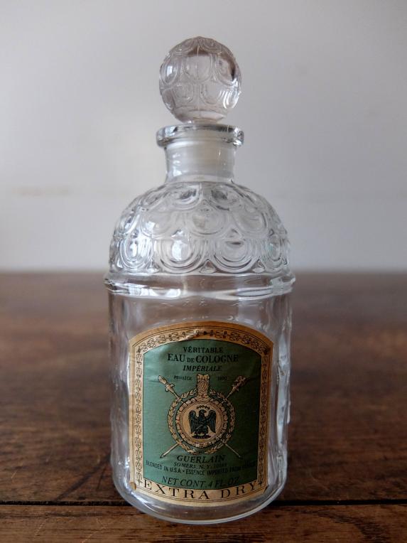 Perfume Bottle (A0620)