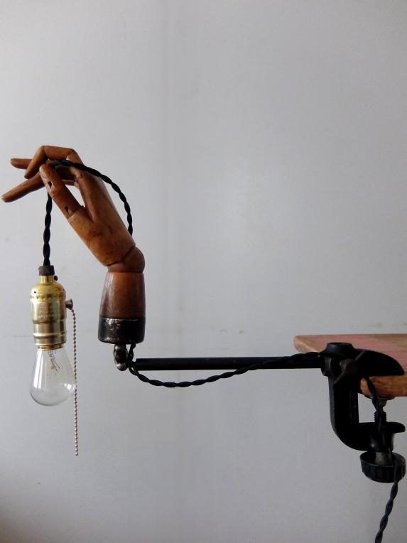 Mannequin Lamp (A0622)