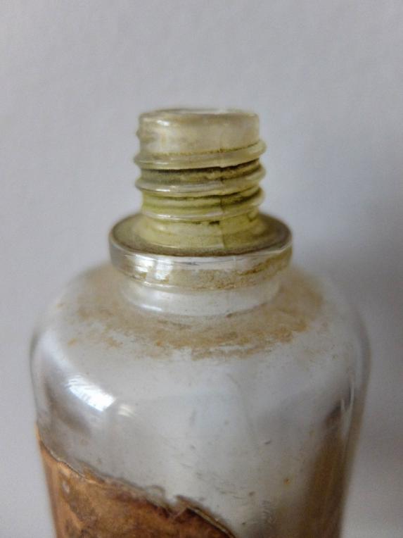 Perfume Bottle (K0620)