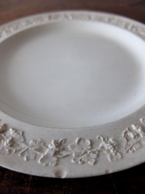 Wedgwood Relief Plate (A0620)