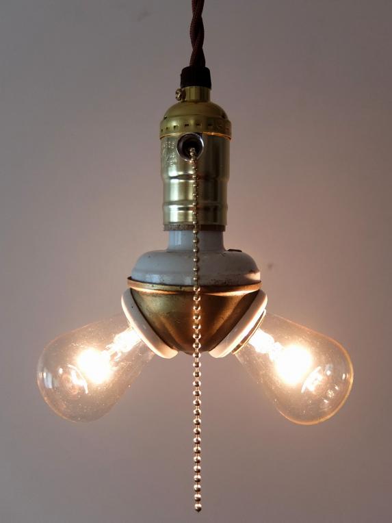 Double Socket with Pendant Lamp (A0721-01)