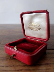 Antique Jewelry Box (D0721-03)