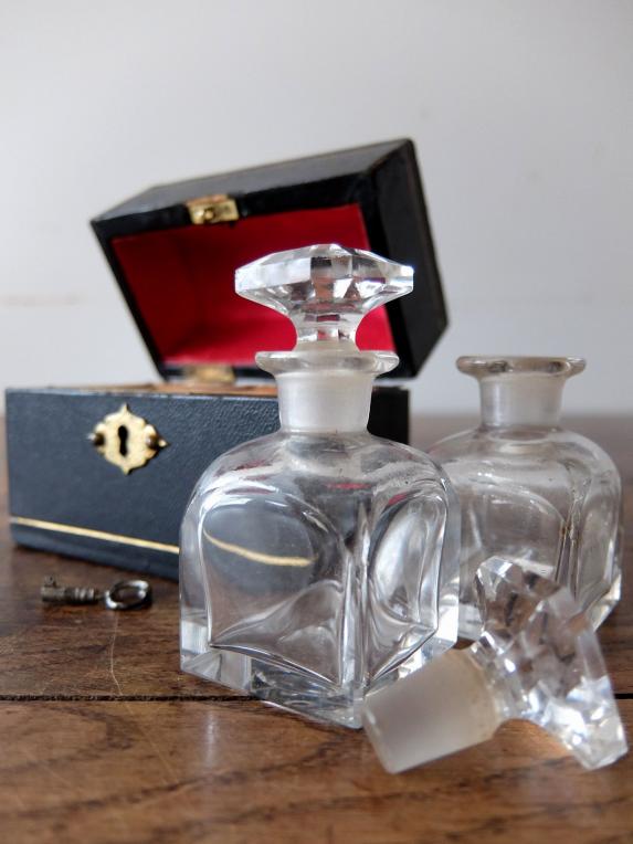 Perfume Bottles with Box (A0720)