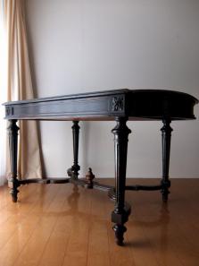 Table Napoleon Ⅲ (A0414)