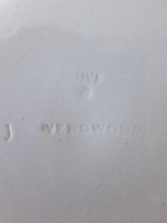 Wedgwood Relief Plate (A0820)